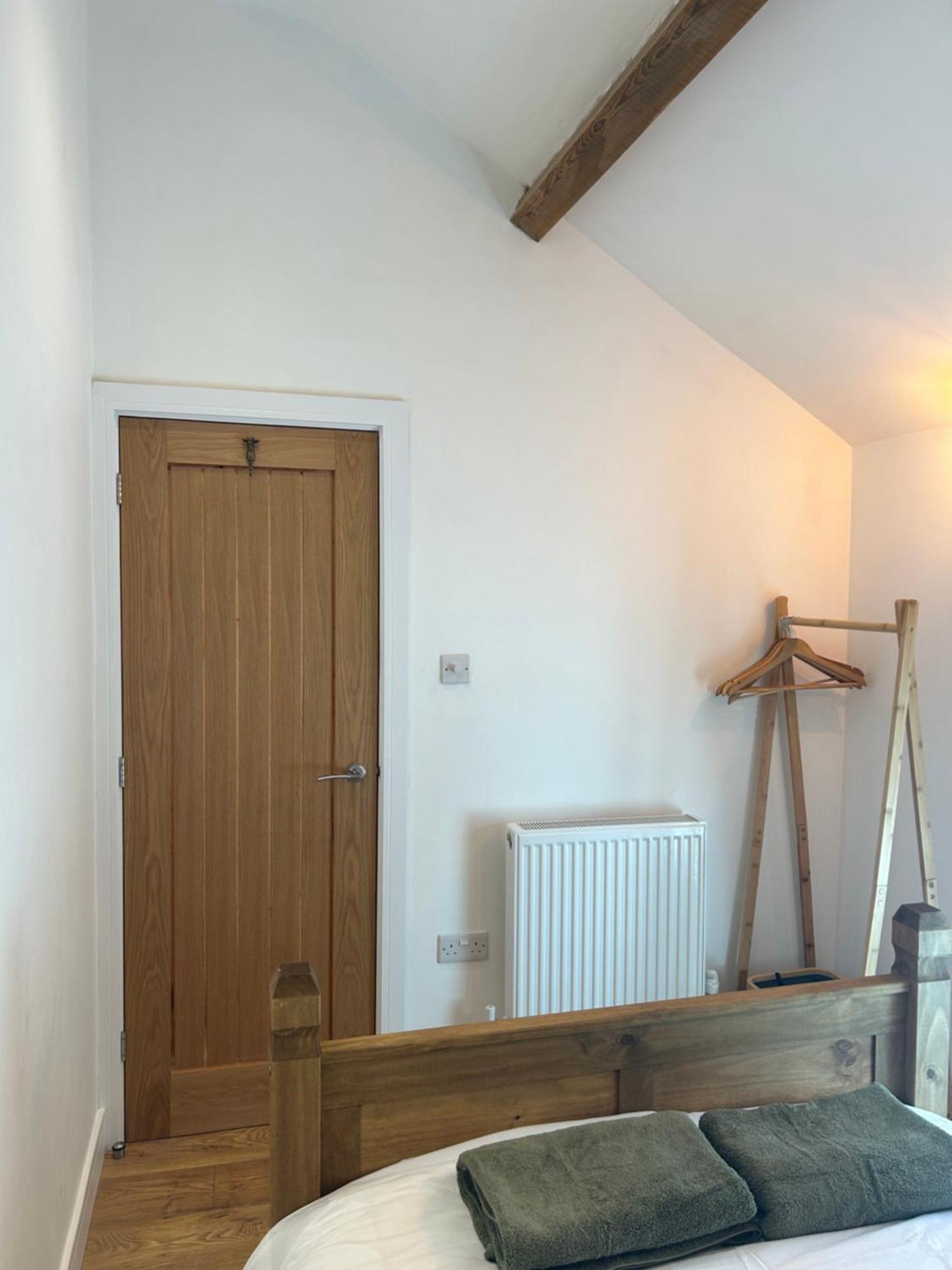 Cosy Modern Miners Cottage Llanllechid Kültér fotó
